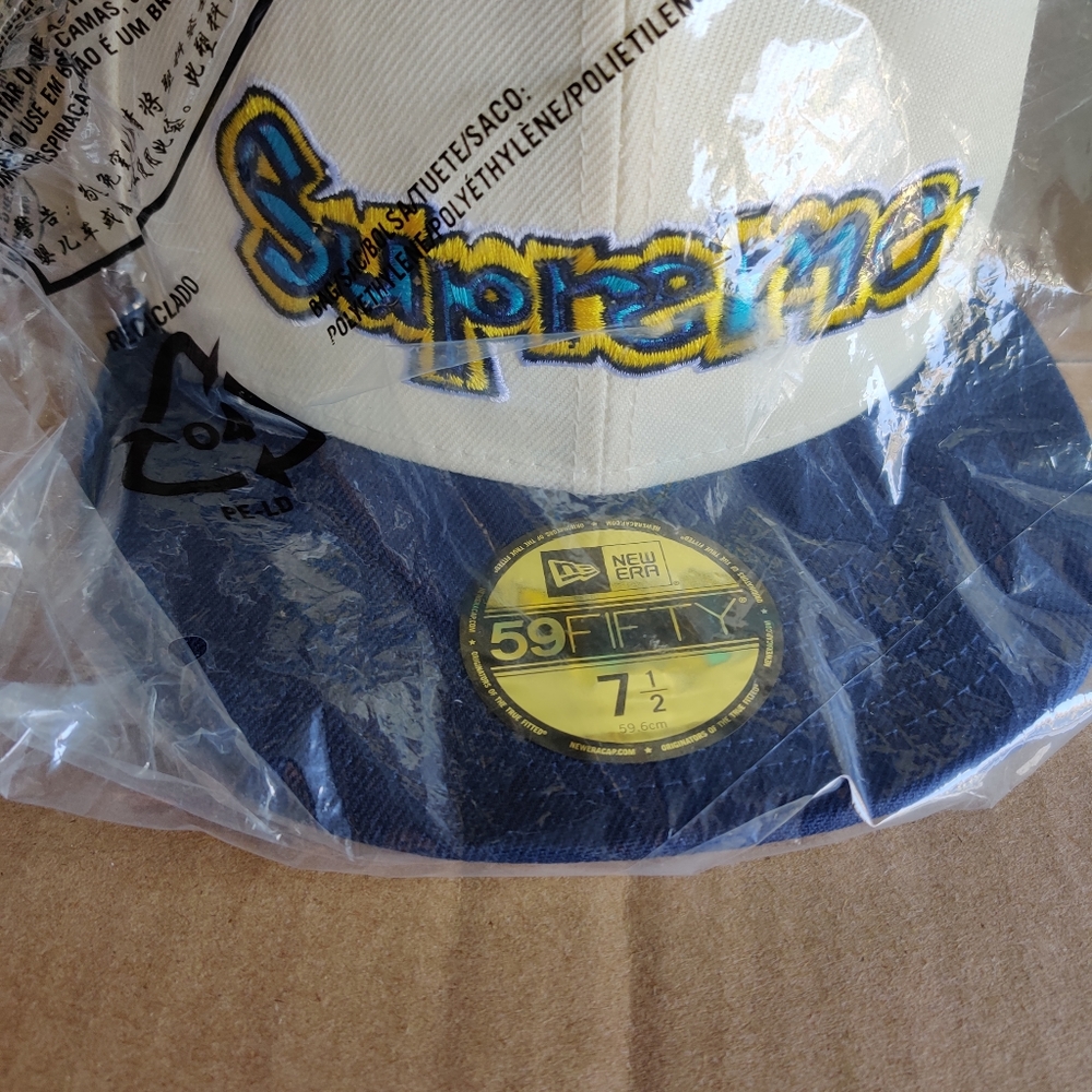 Supreme Hat